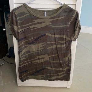 Camo t-shirt